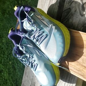 Altra running shoes great condition
